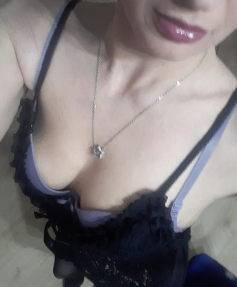 Нина, 29